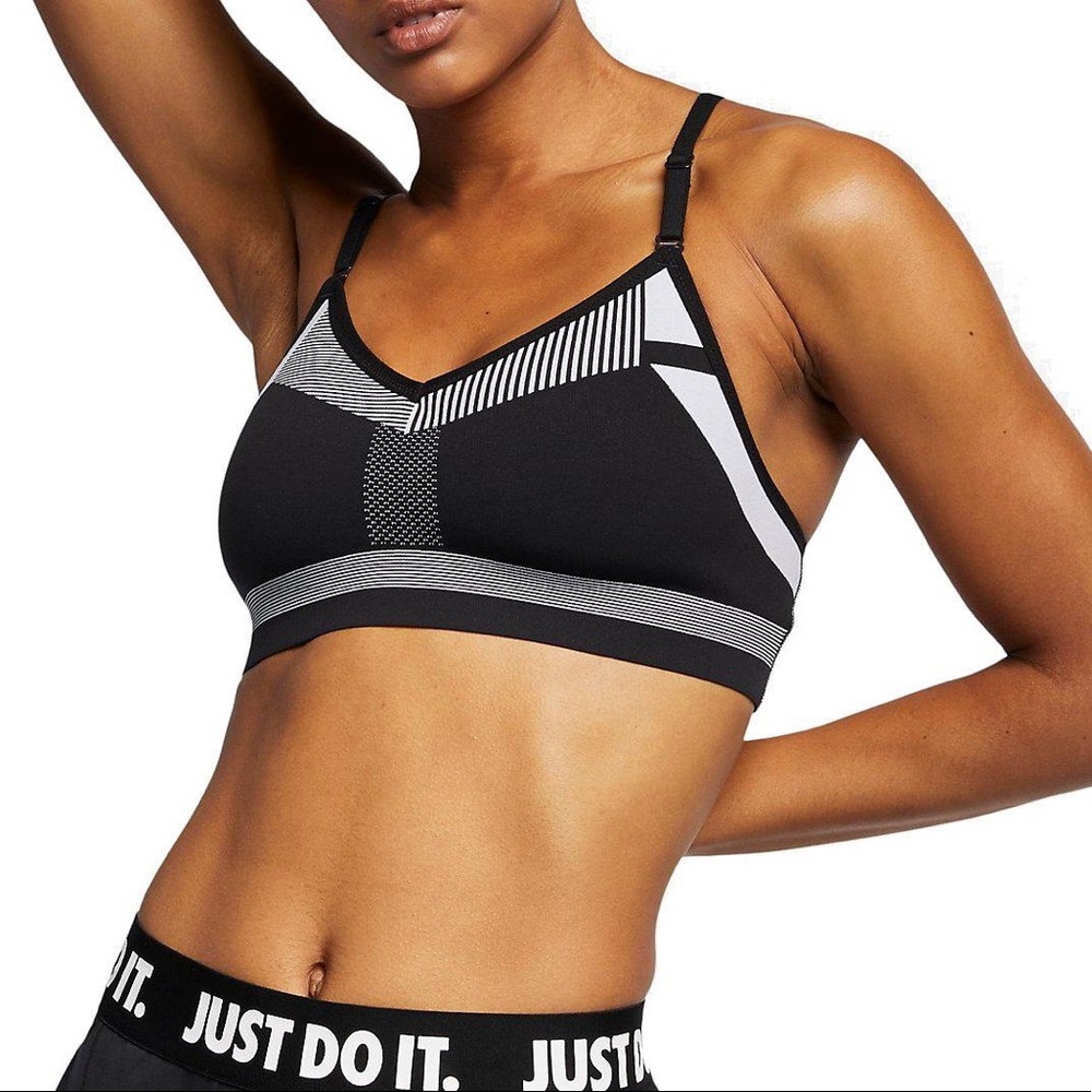 Nike Flyknit Indy Bra